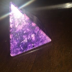Purple onyx small pyramid crystal